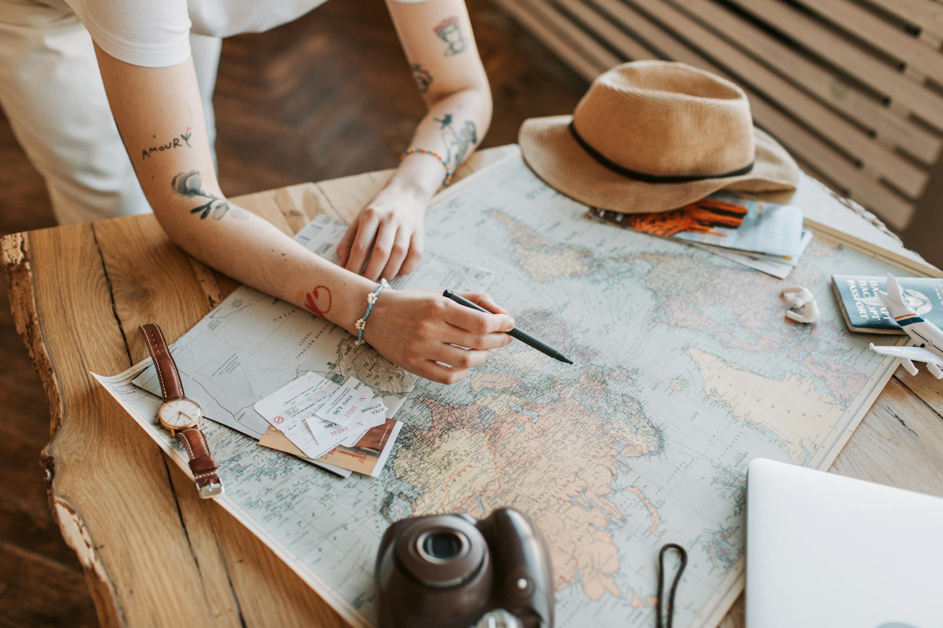 How to Not Get Overwhelmed When Planning a Trip: A Reddit-Inspired Guide to Stress-Free Travel Planning